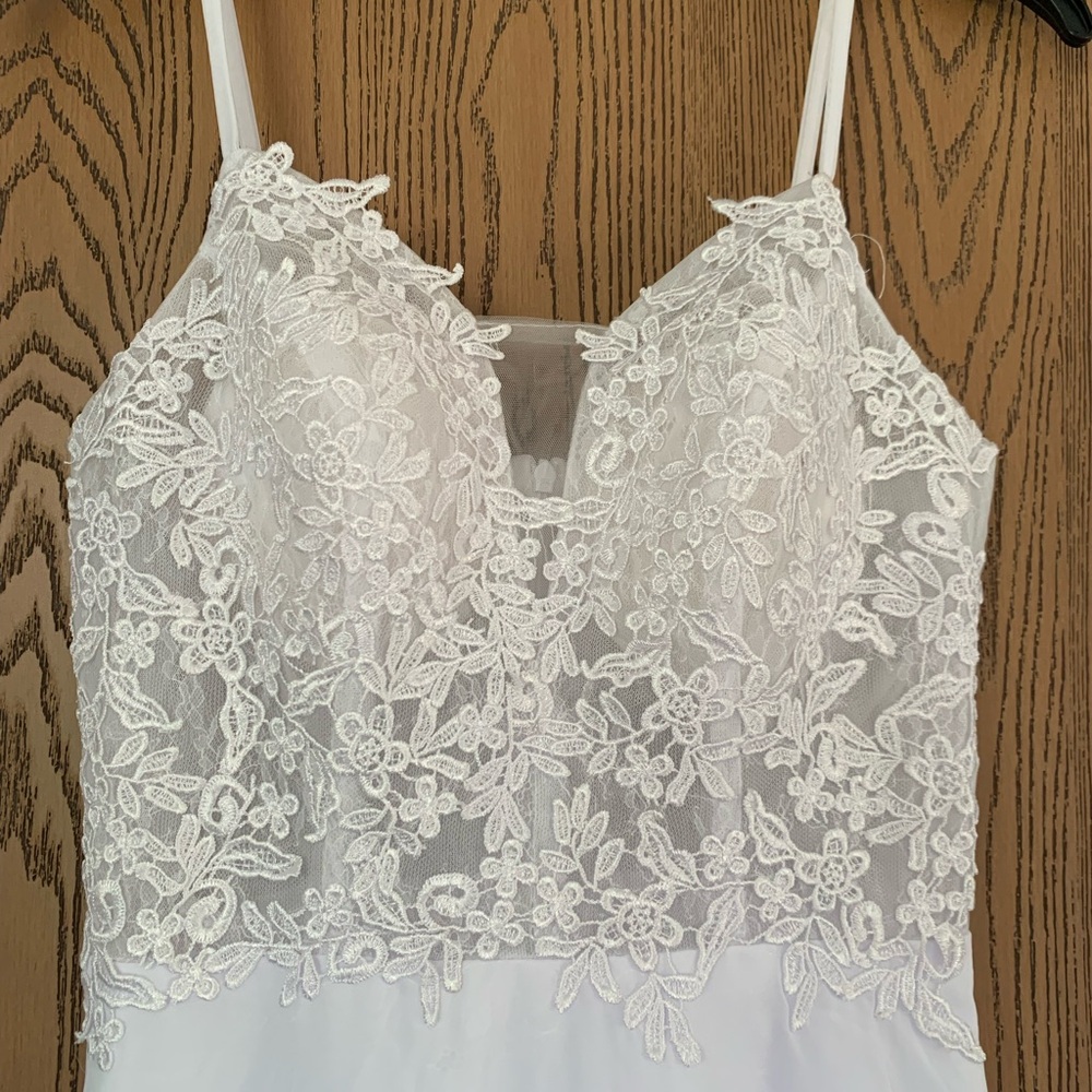 Wedding dress